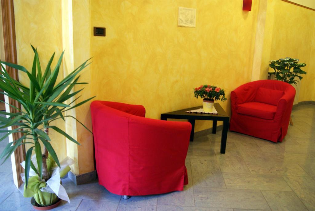 Hotel Dolly Viareggio Exterior photo